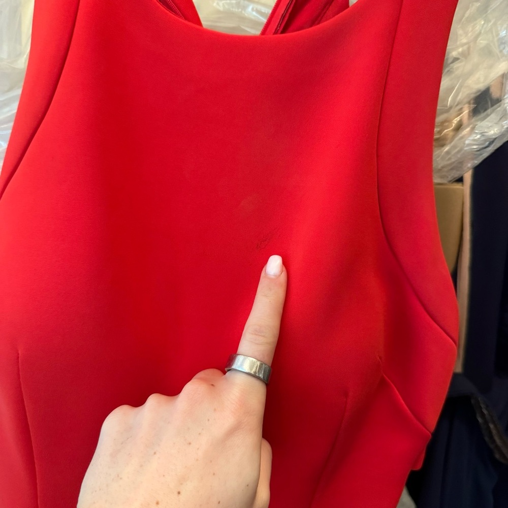 Gown - Picture 3 of 10